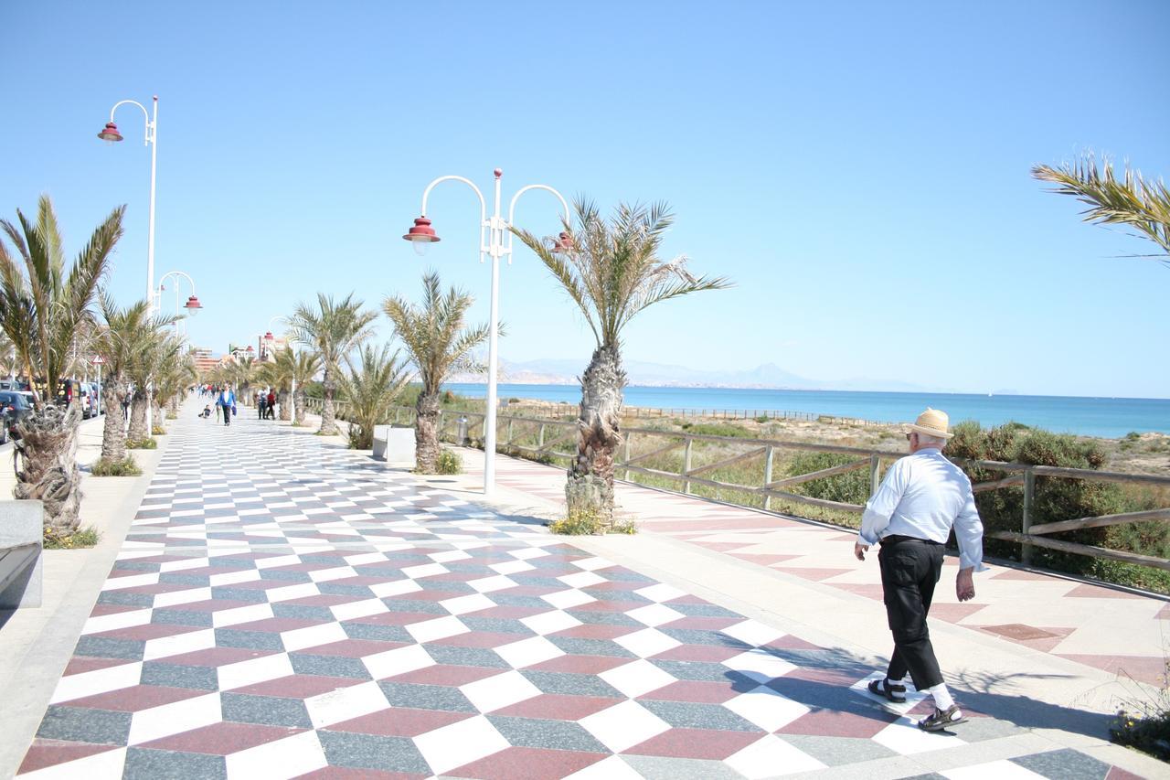 ארנאלס דל סול Ocean View Apartment מראה חיצוני תמונה